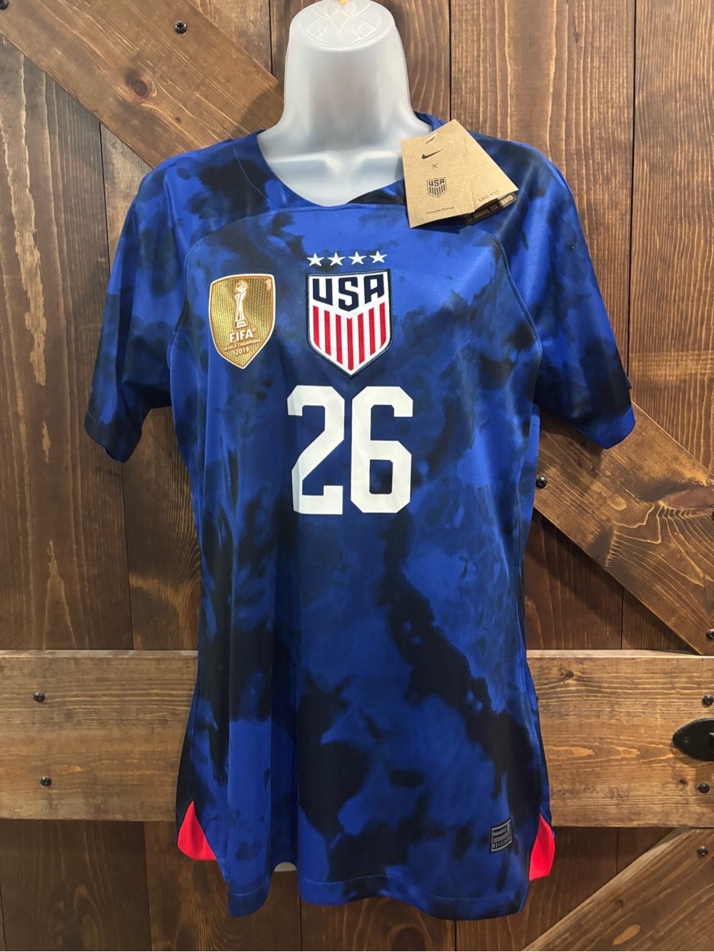 Nike Women’s 2022/2023 USA Medium Away Soccer Jersey